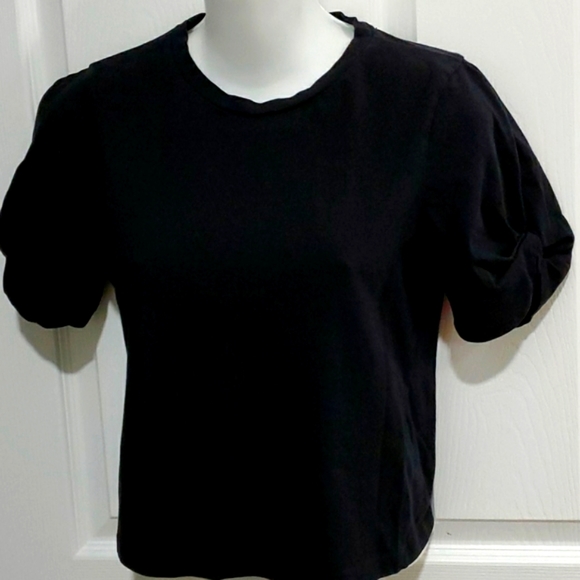 EUC ZARA BLACK PUFFER SLEEVE CROP TOP SMALL - Picture 1 of 2